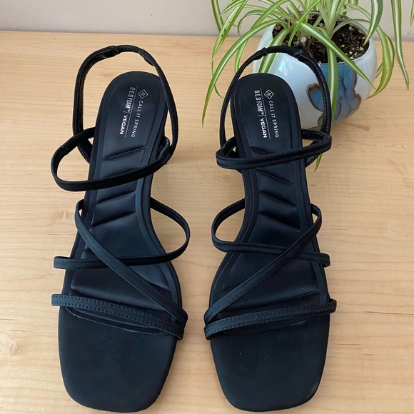 High heel sandals (size 9) - Picture 4 of 5